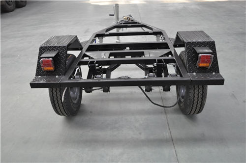 拖掛車底盤(pán)尾部 拖掛車底盤(pán)尾部